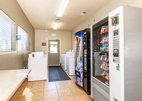 Pioneer Ridge Oregon City Apartments - Clubhouse